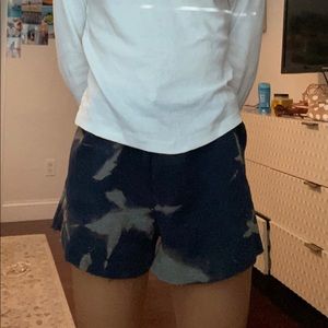 Bleach dye sweat shorts